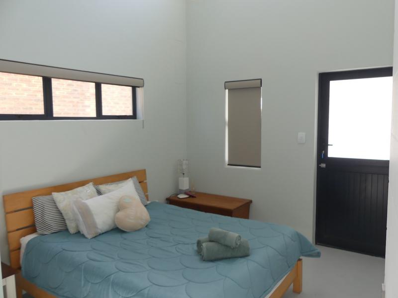 To Let 2 Bedroom Property for Rent in Britannia Bay Western Cape
